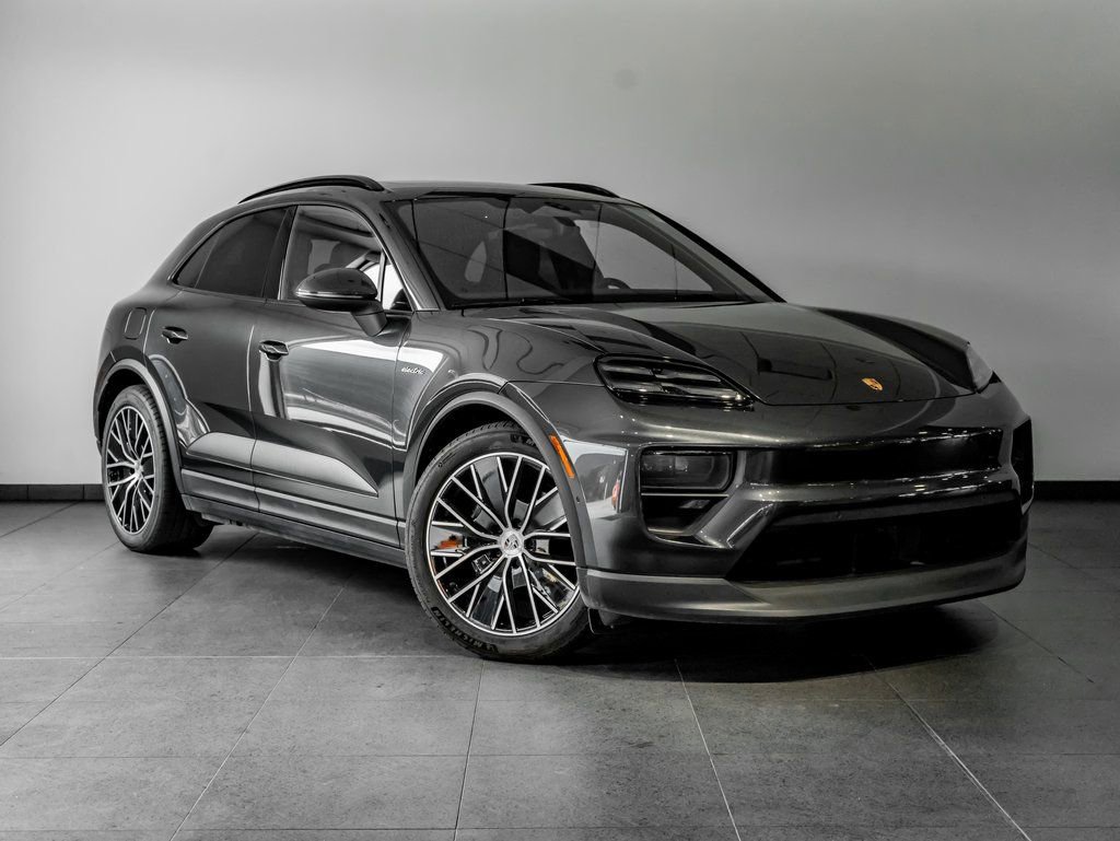 Certified 2024 Porsche Macan 4 Electric AWD/4WD image 9