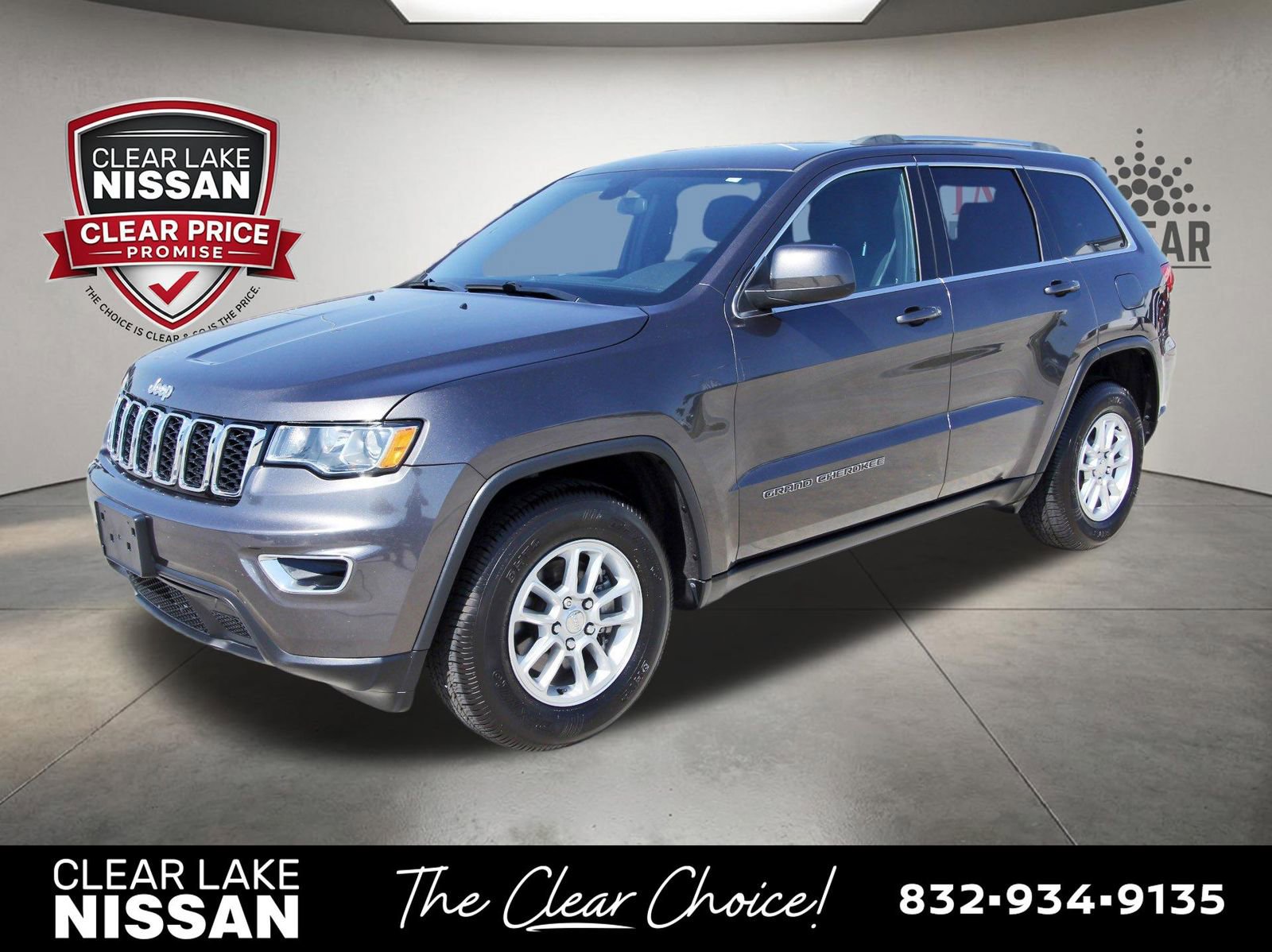 Used 2019 Jeep Grand Cherokee Laredo RWD image 3