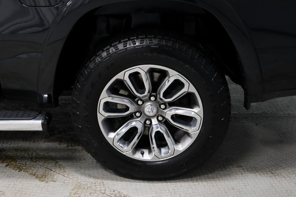 Used 2021 RAM 1500 Laramie w/ Sport Appearance Package image 18