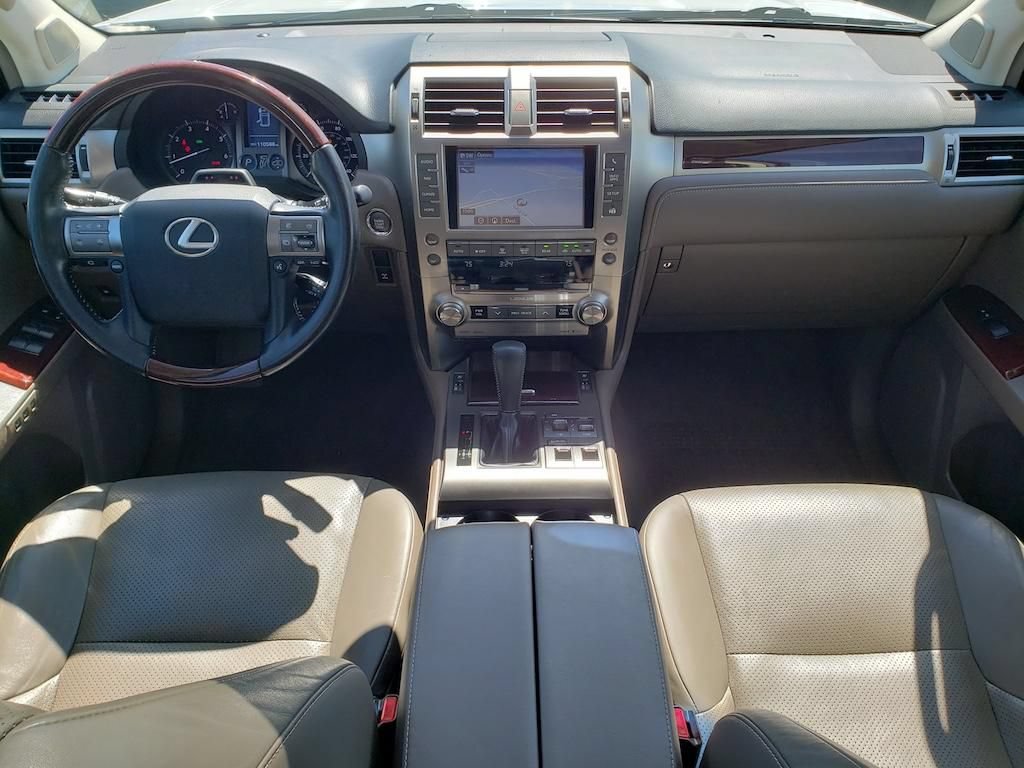 Used 2018 Lexus GX 460 Luxury AWD/4WD image 13