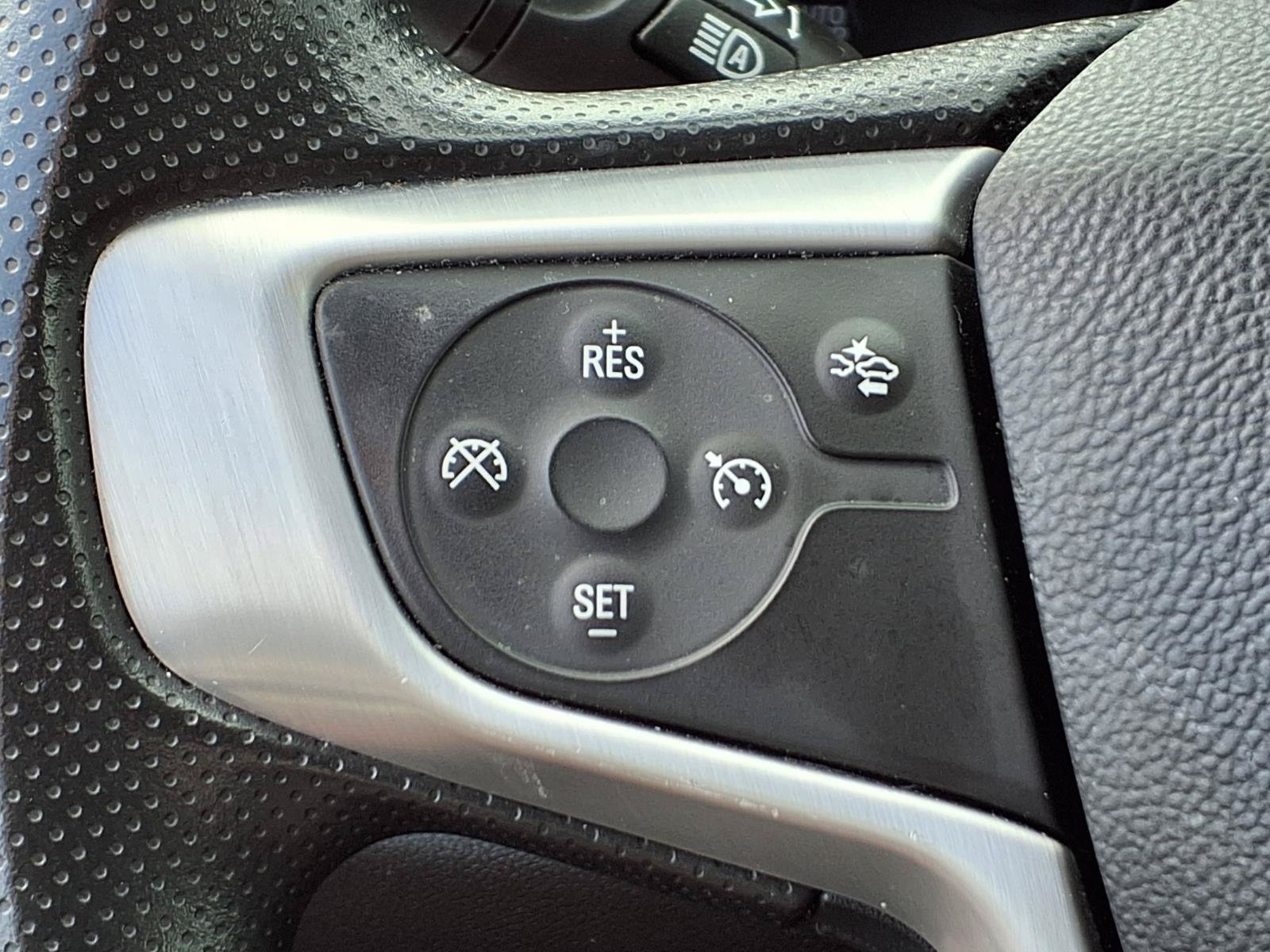 Used 2024 GMC Terrain SLE w/ Driver Convenience Package FWD image 20