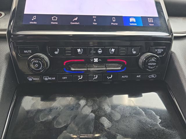 Used 2023 Jeep Grand Cherokee 4WD 4xe w/ Luxury Tech Group II image 37