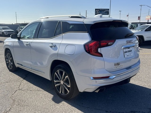 Used 2020 GMC Terrain Denali w/ Denali Premium Package image 4