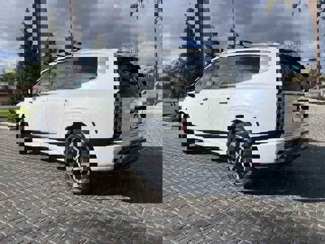 New 2026 Hyundai Ioniq 9 Calligraphy image 3