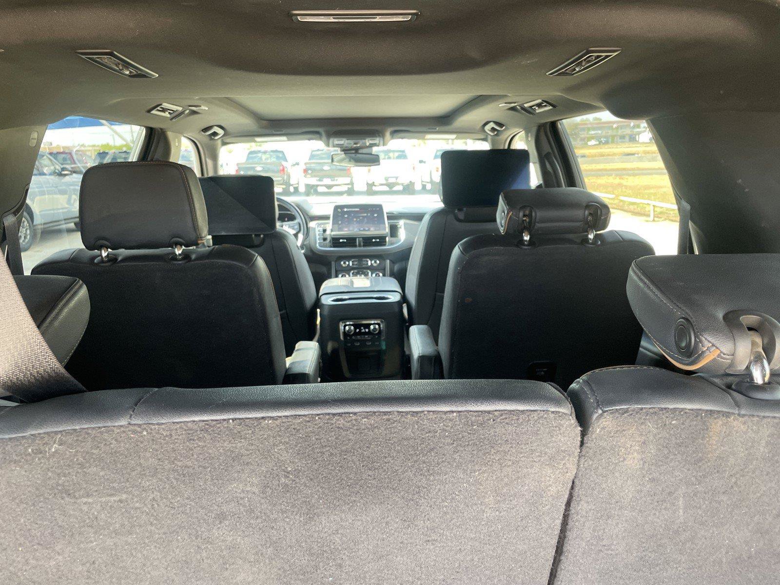 Used 2024 GMC Yukon XL AT4 w/ AT4 Premium Package AWD/4WD image 27