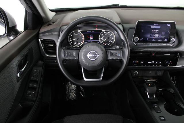 Certified 2023 Nissan Rogue SV image 7