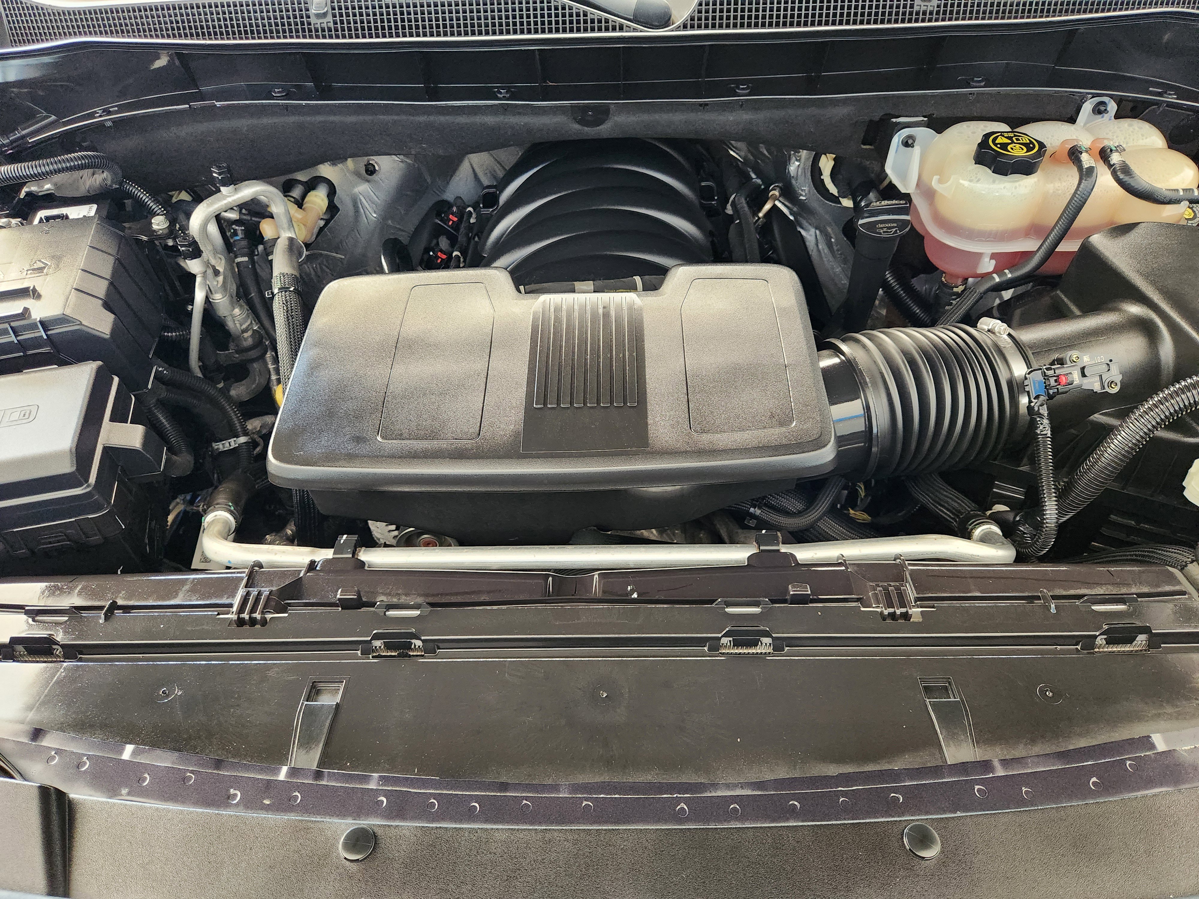 Used 2023 Chevrolet Suburban Premier RWD image 35