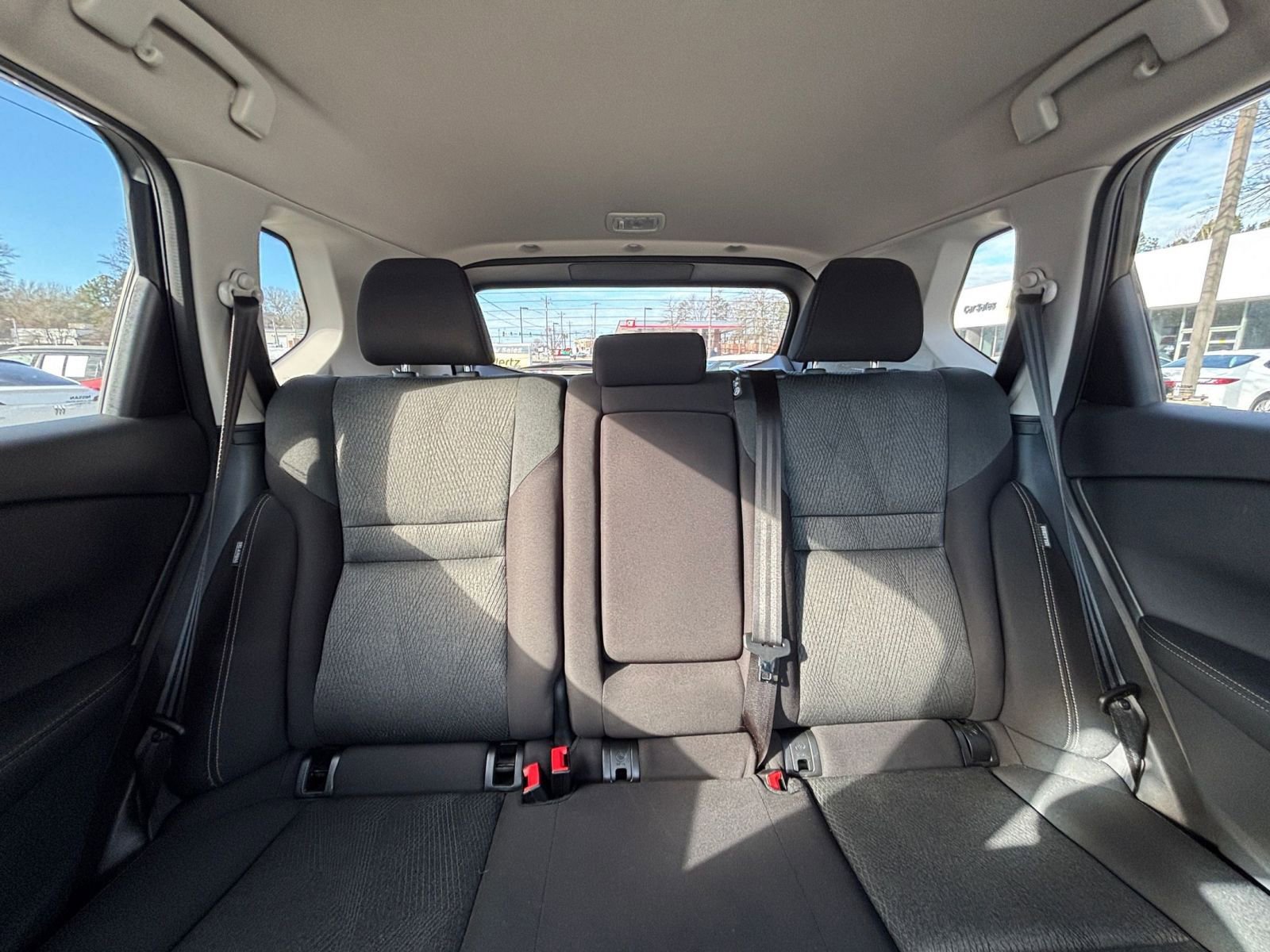 Used 2025 Nissan Rogue SV image 40