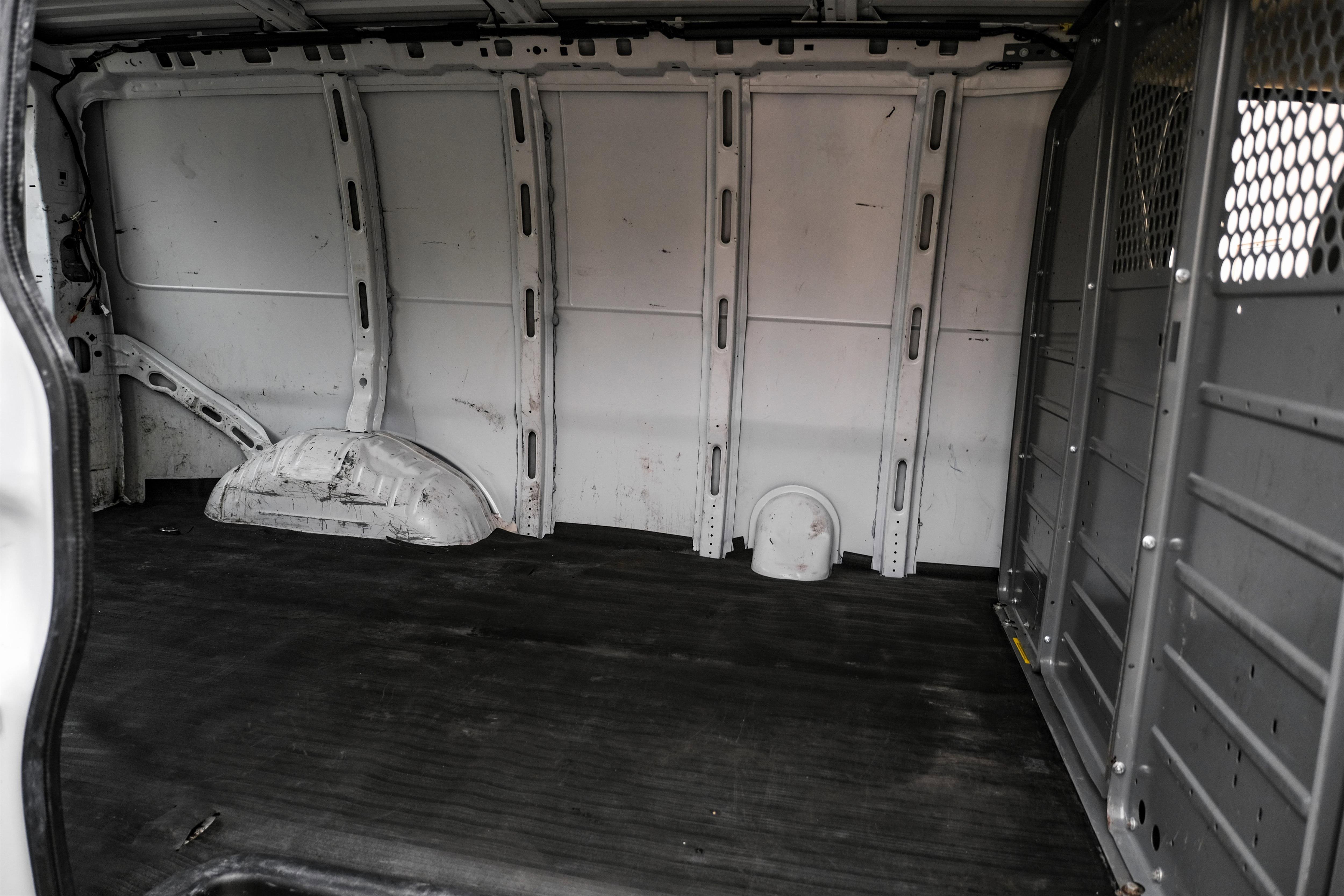 Used 2021 Chevrolet Express 2500 w/ Driver Convenience Package image 33