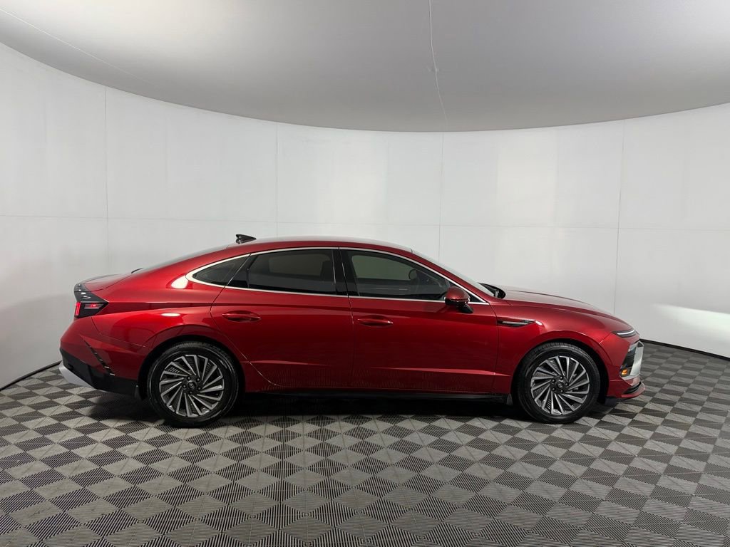 Used 2025 Hyundai Sonata SEL image 6