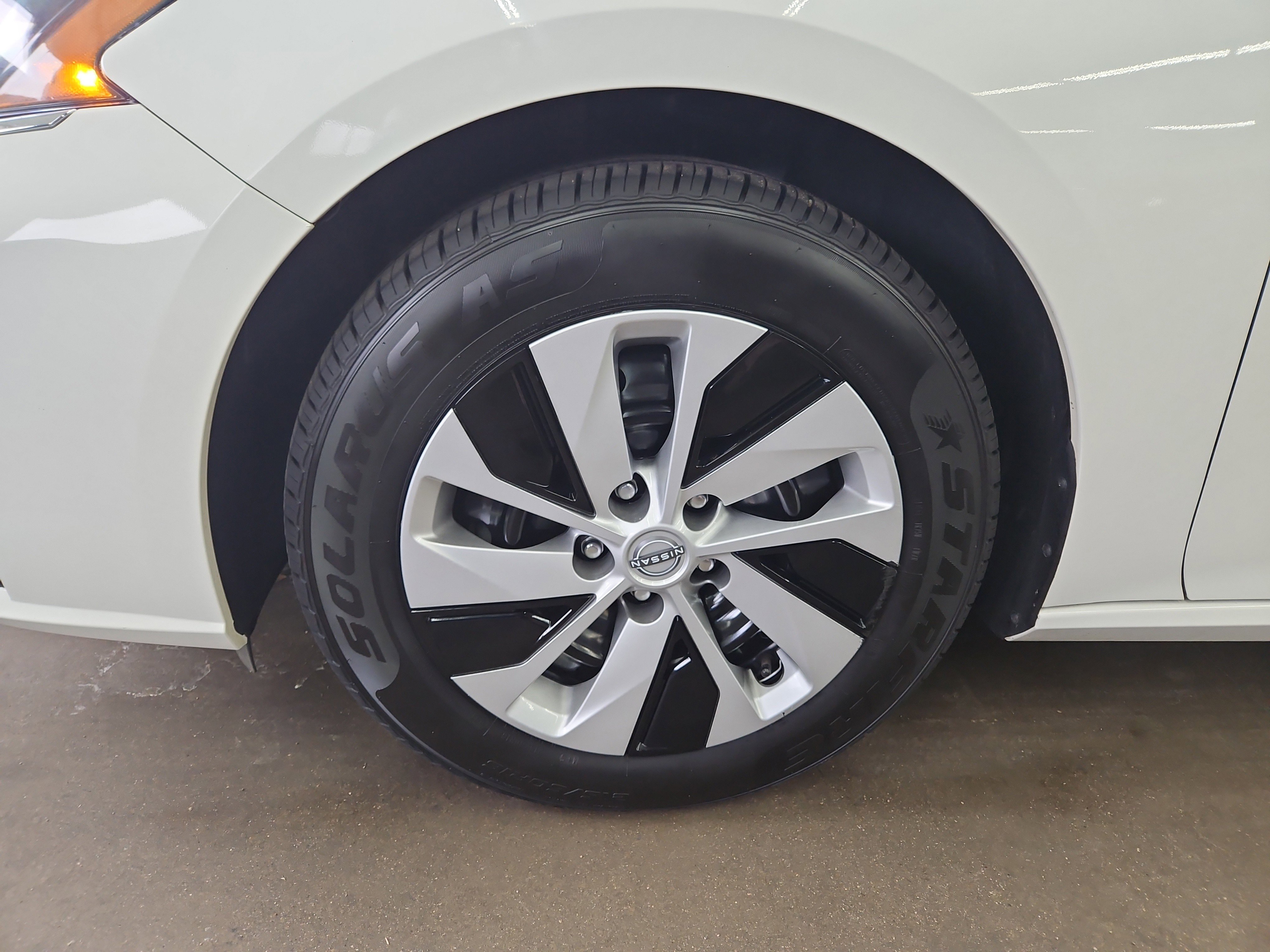 Used 2024 Nissan Altima 2.5 S image 19