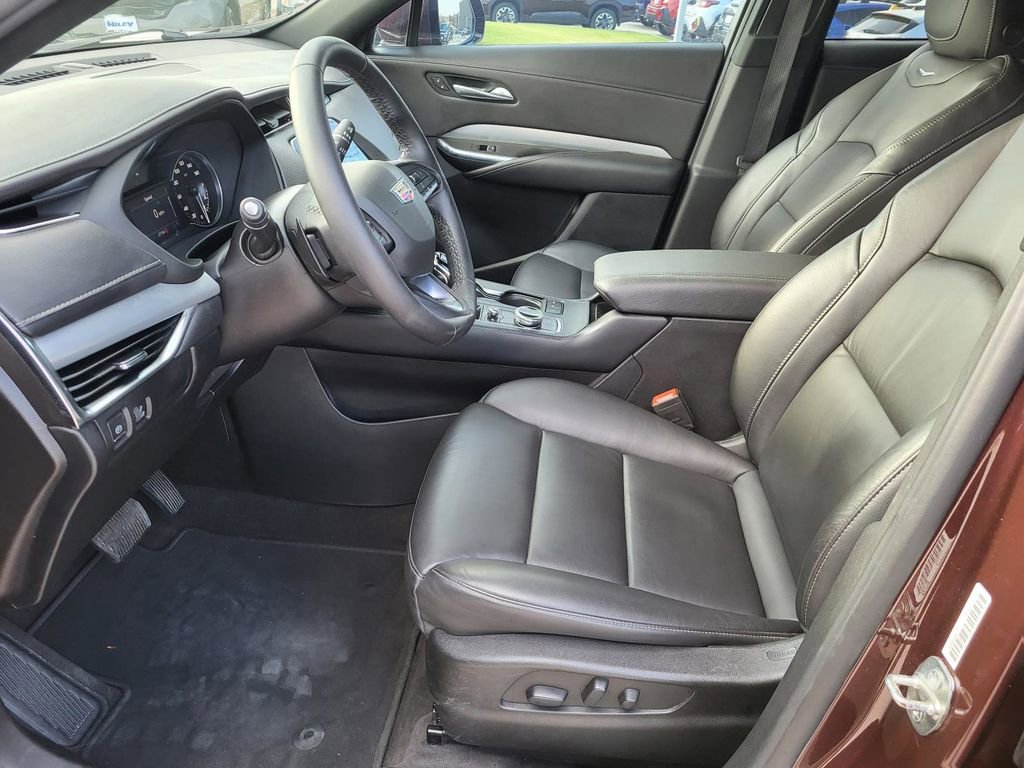 Used 2023 Cadillac XT4 Premium Luxury w/ Cold Weather Package image 20