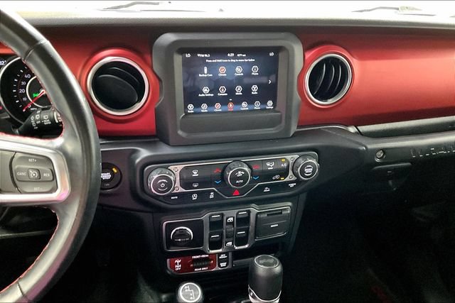 Used 2021 Jeep Wrangler Unlimited Rubicon AWD/4WD image 4