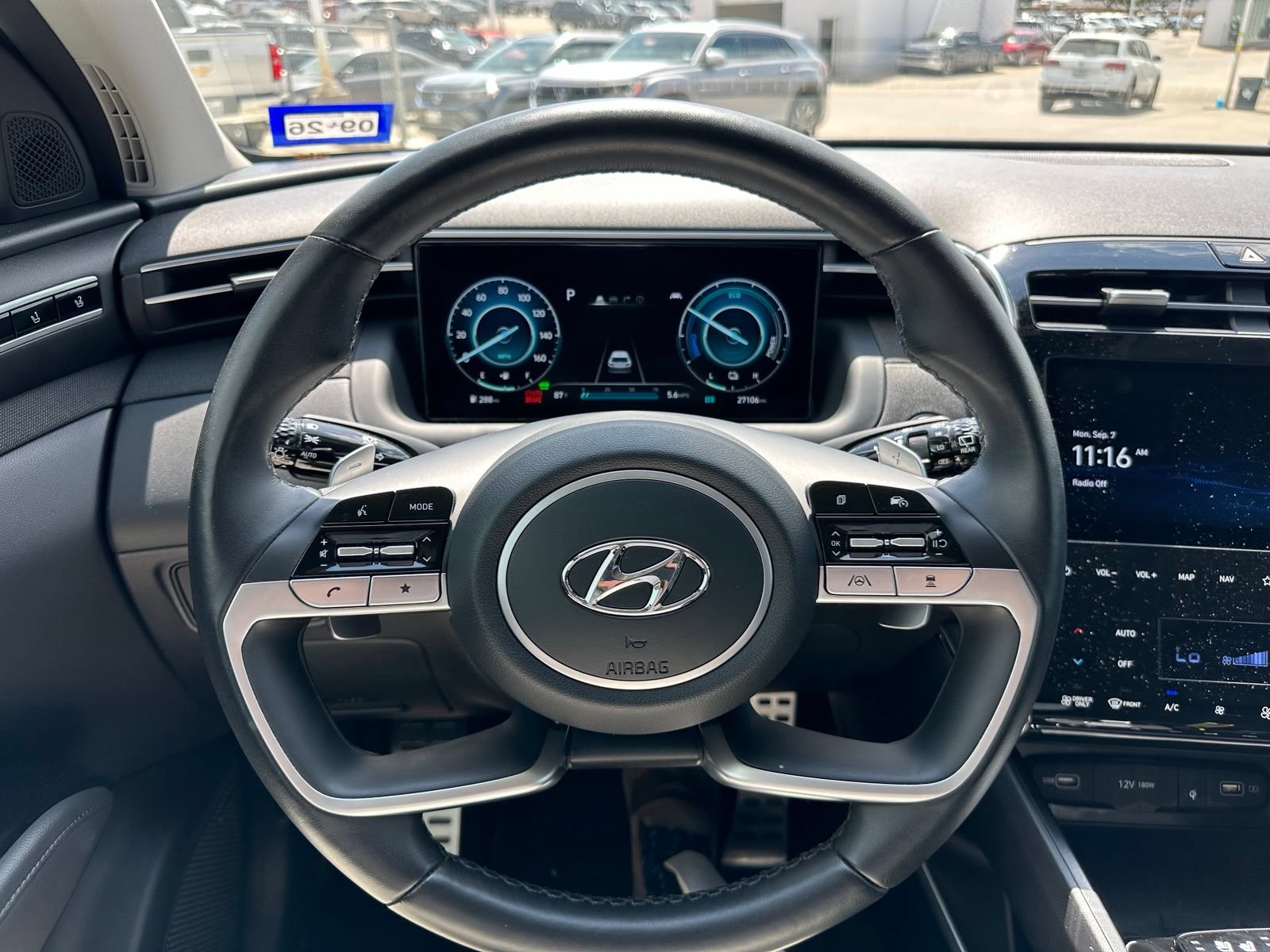 Used 2022 Hyundai Tucson Limited AWD/4WD image 10