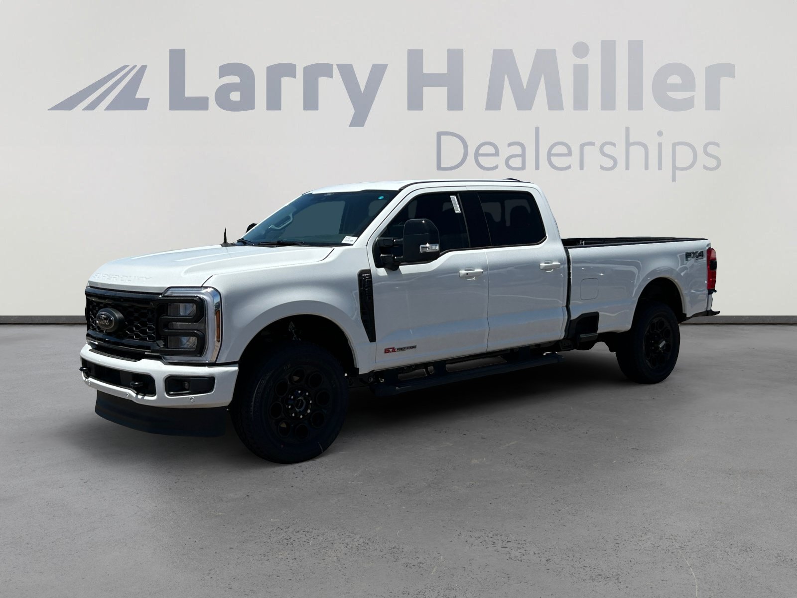 New 2026 Ford F350 Lariat w/ Black Appearance Package