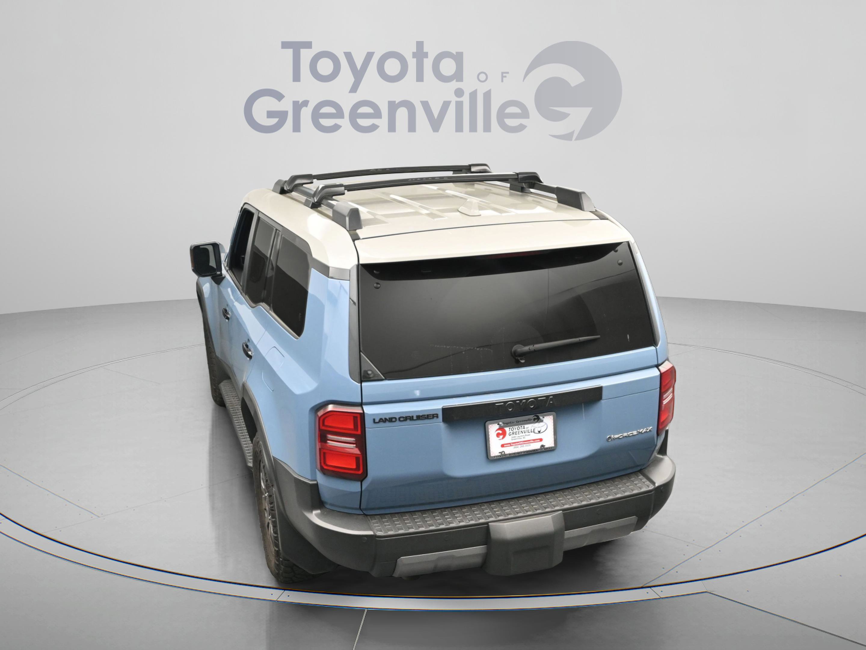 Certified 2024 Toyota Land Cruiser image 10