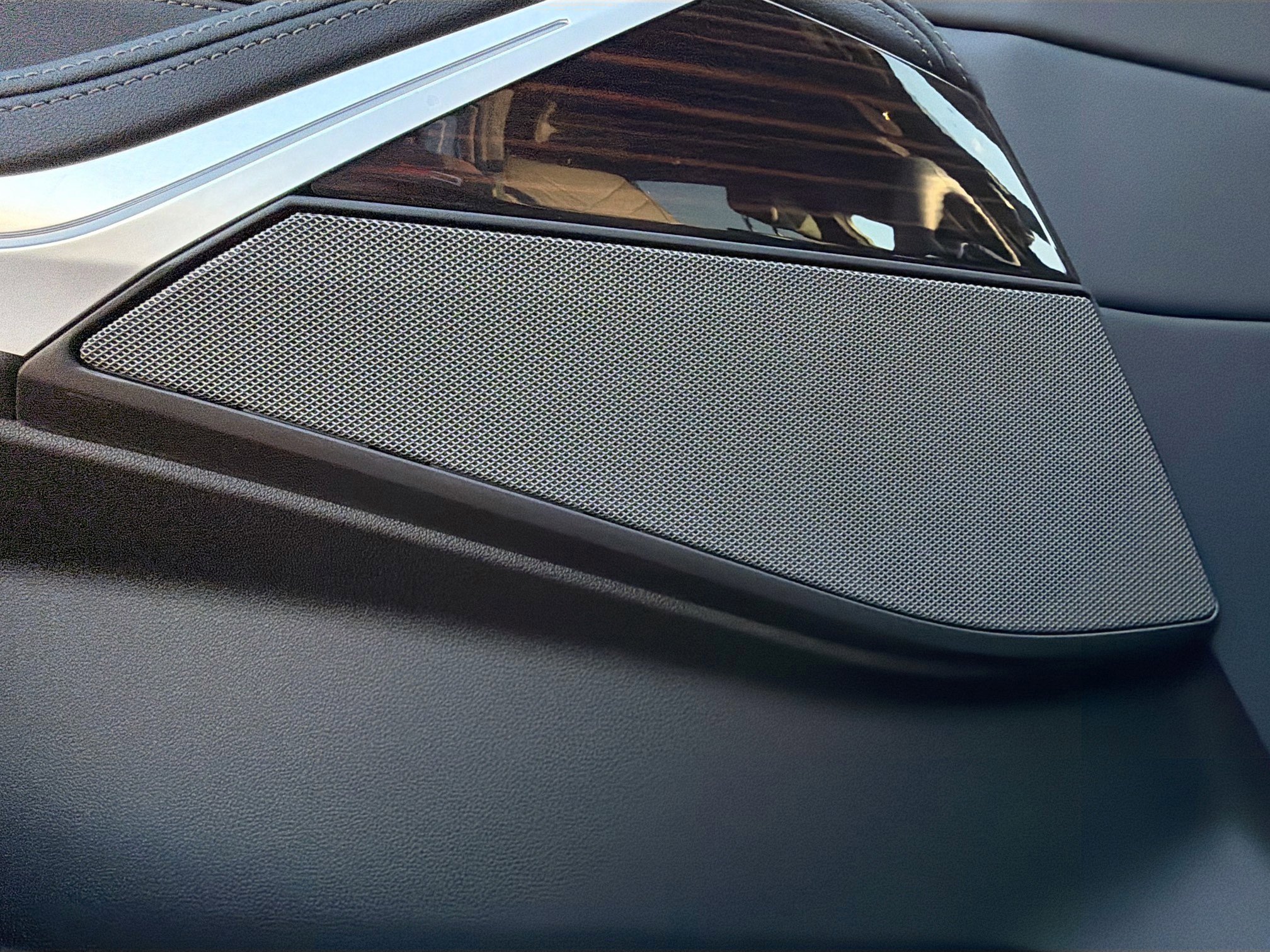 New 2026 BMW X7 xDrive40i w/ M Sport Package image 25