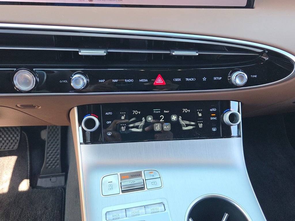 New 2026 Genesis GV70 2.5T Advanced AWD/4WD image 19