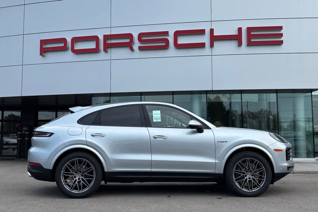 New 2026 Porsche Cayenne E-Hybrid Coupe image 13