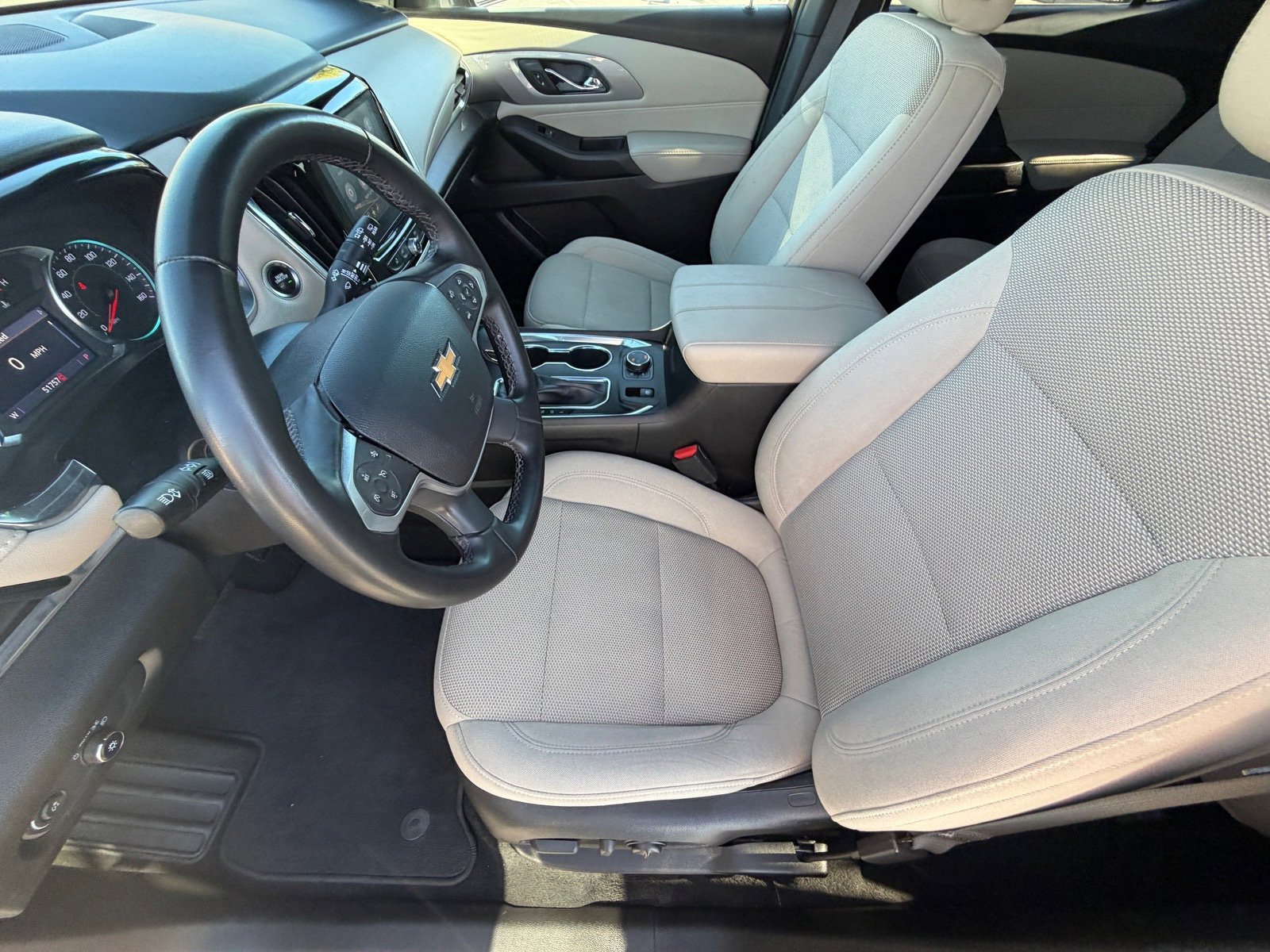 Used 2023 Chevrolet Traverse LT w/ LPO, Cargo Package AWD/4WD image 14