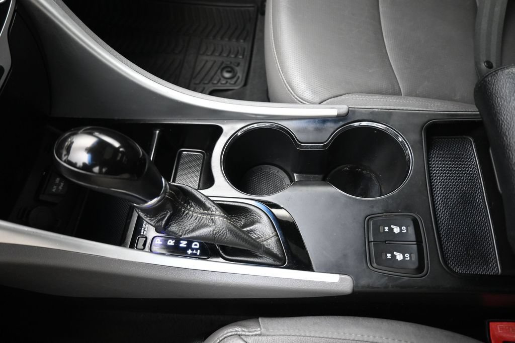 Used 2013 Hyundai Sonata Limited w/ Premium Pkg FWD image 23