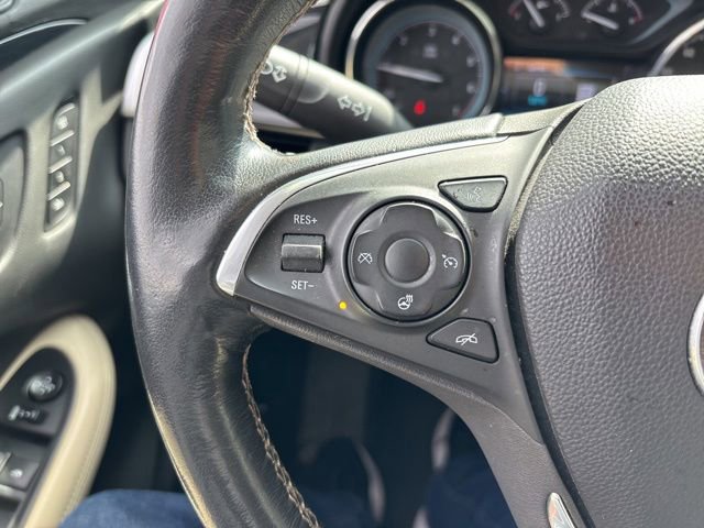 Used 2018 Buick Envision Essence FWD image 24