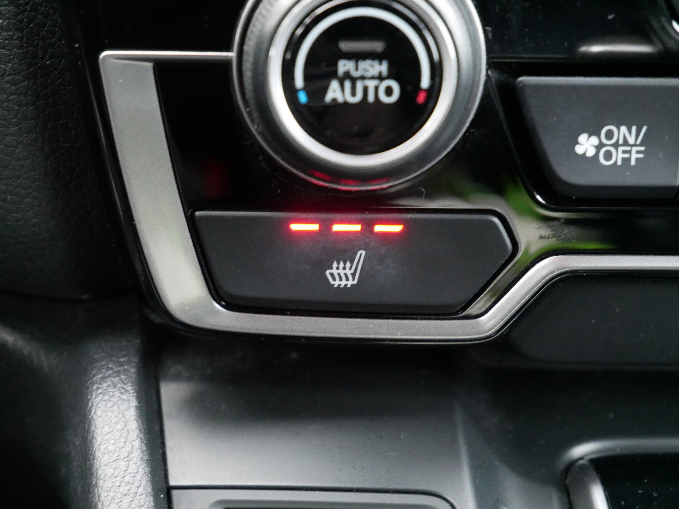 Certified 2019 Honda CR-V EX-L image 28