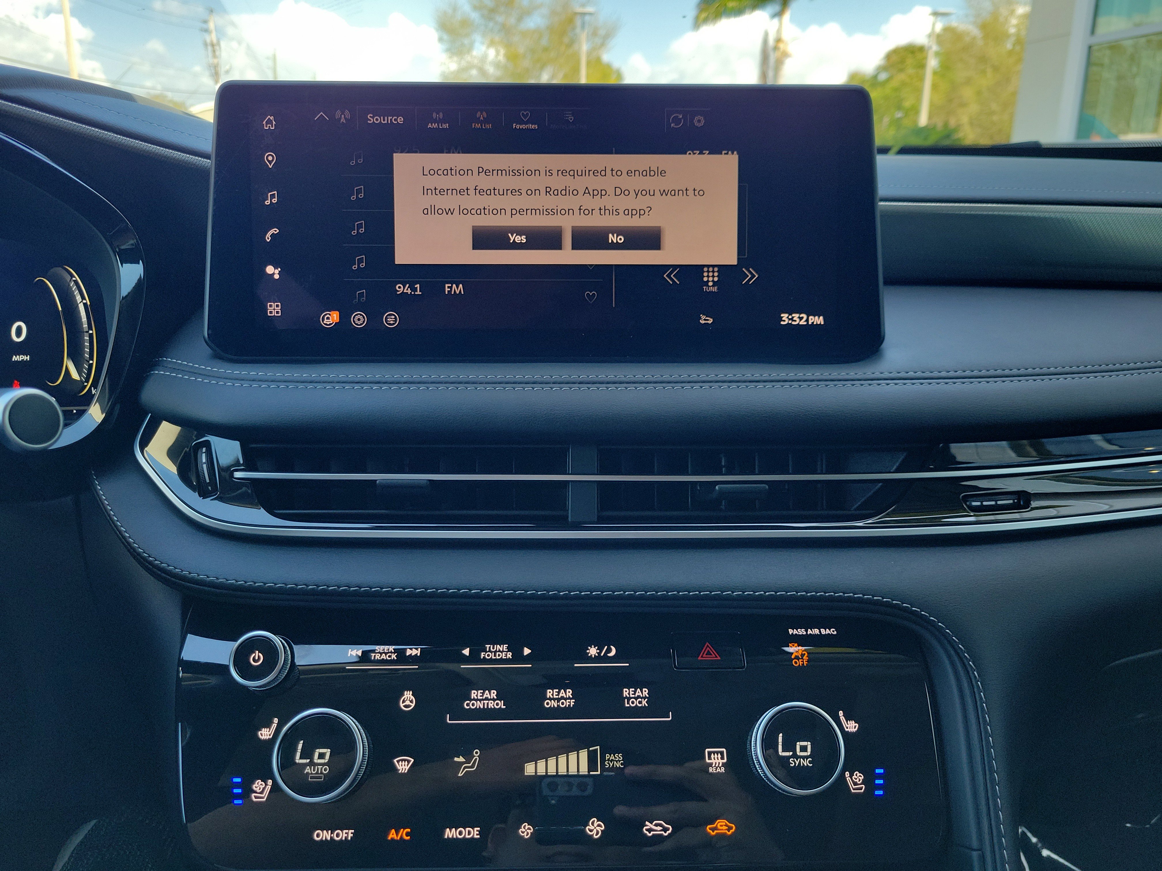 Certified 2026 INFINITI QX60 Luxe w/ Cargo Package image 26