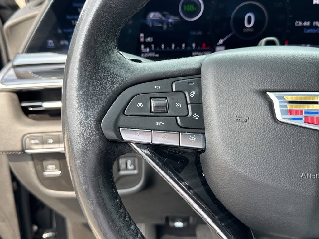 Used 2024 Cadillac Escalade Sport w/ LPO, ONYX Package AWD/4WD image 10
