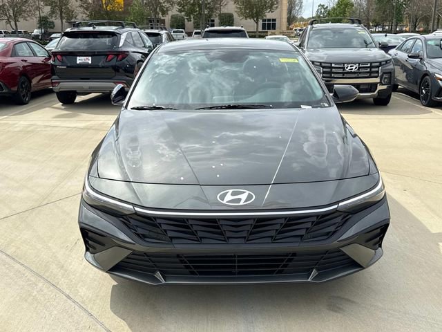 New 2026 Hyundai Elantra Sport image 2