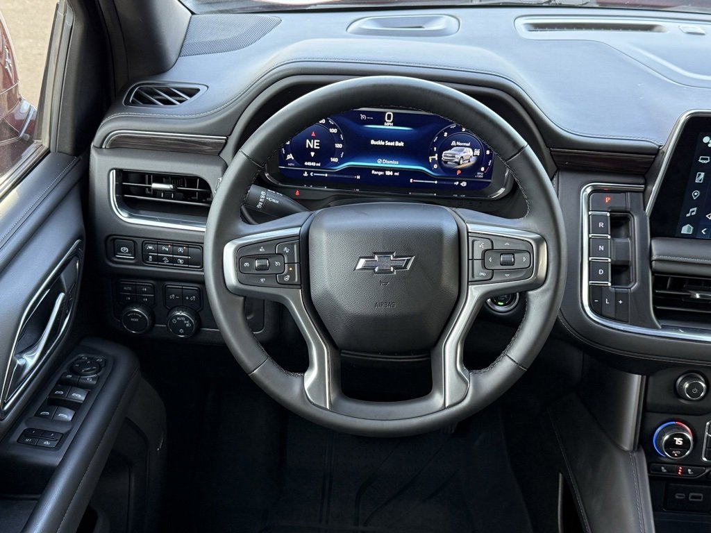 Used 2024 Chevrolet Suburban Z71 w/ Luxury Package image 22