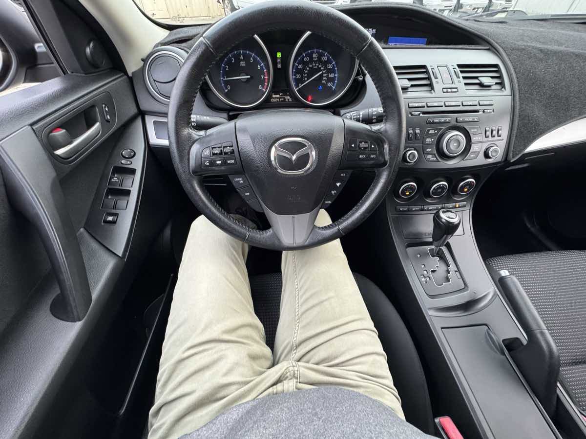Used 2013 MAZDA MAZDA3 i Touring image 30