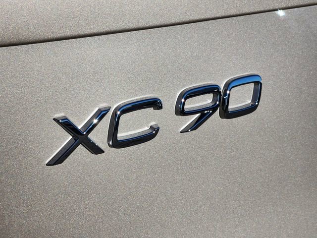 New 2026 Volvo XC90 T8 Plus w/ Protection Package Premier image 17