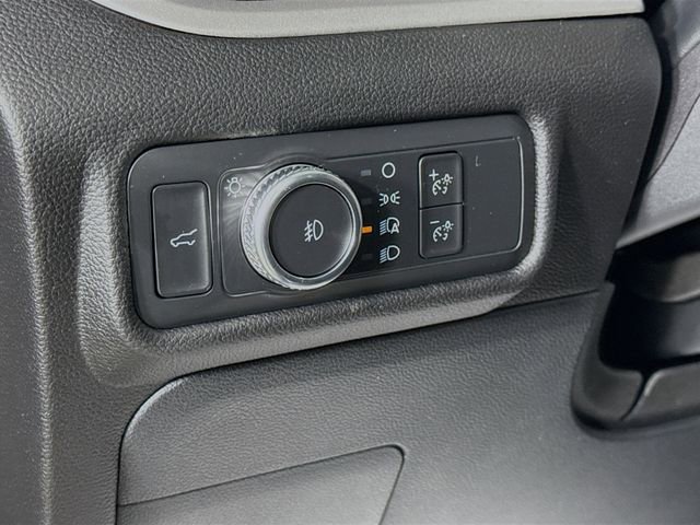 Used 2022 Ford Explorer XLT w/ Equipment Group 202A image 10