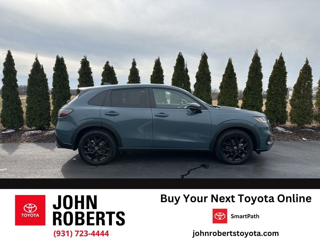 Used 2025 Honda HR-V Sport image 1