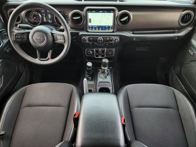 Used 2023 Jeep Gladiator Sport AWD/4WD image 25