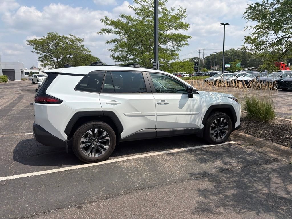 Used 2026 Toyota RAV4 Limited AWD/4WD image 17