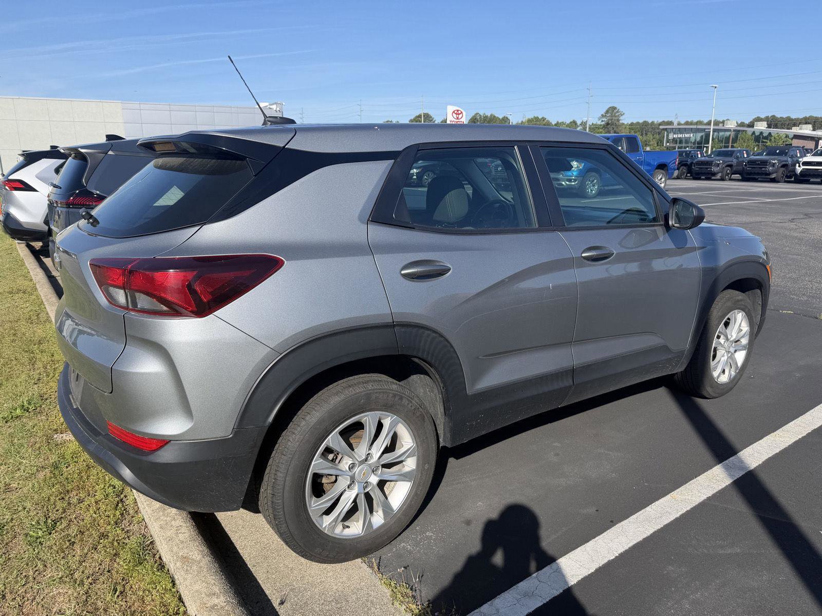 Used 2023 Chevrolet TrailBlazer LS image 6