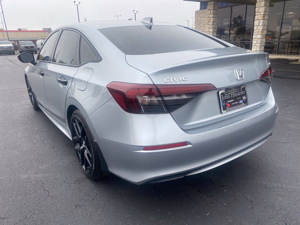 Used 2025 Honda Civic Sport image 5