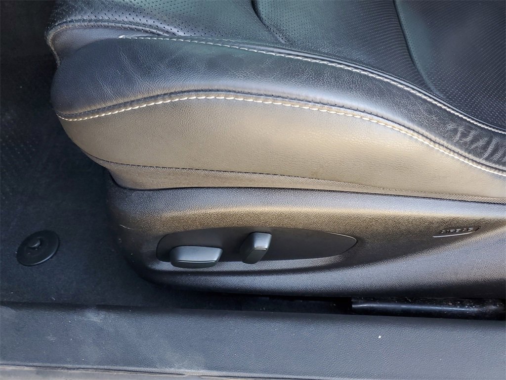 Used 2017 Chevrolet Camaro SS image 15