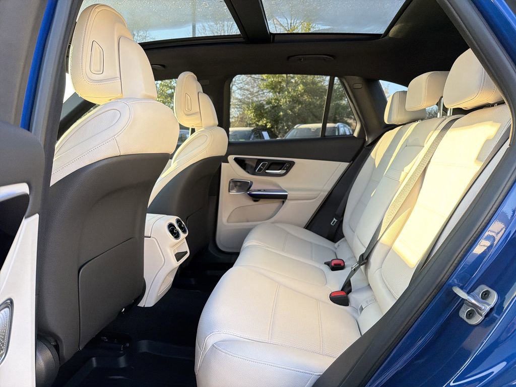 New 2026 Mercedes-Benz GLC 300 4MATIC image 14