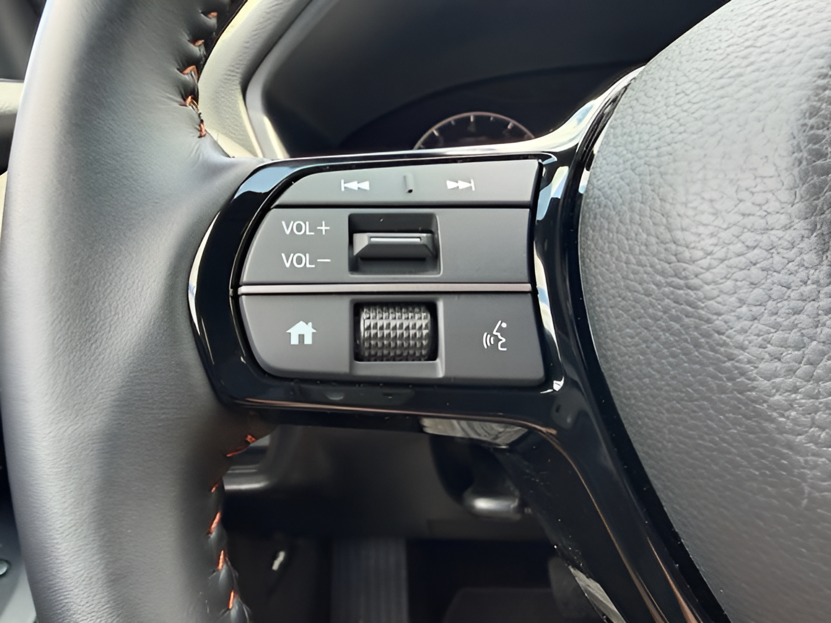 Used 2026 Honda HR-V Sport image 13