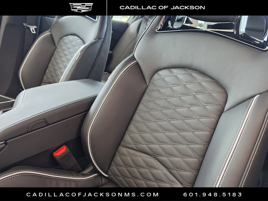 New 2026 Cadillac CT5 V Blackwing w/ Carbon Fiber 2 Package RWD image 8