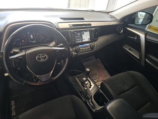 Used 2017 Toyota RAV4 XLE image 6