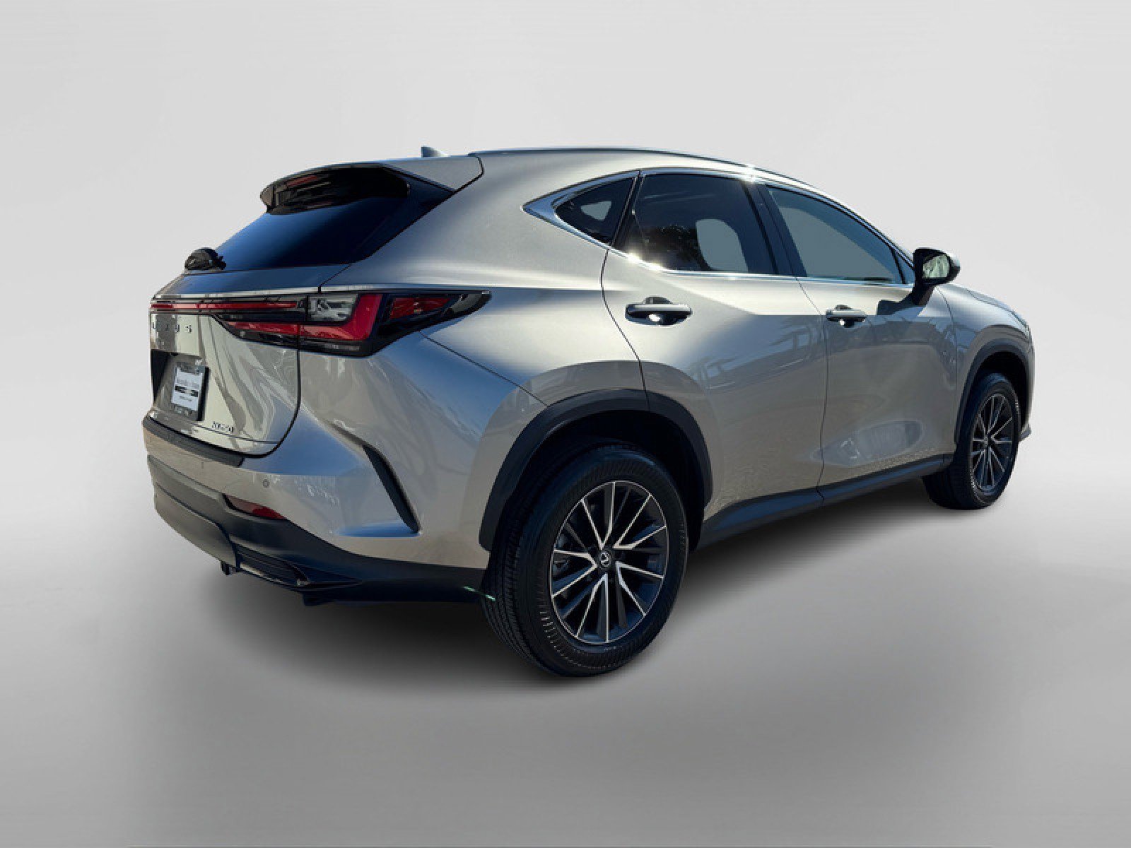 Used 2024 Lexus NX 250 FWD w/ Cold Area Package image 5