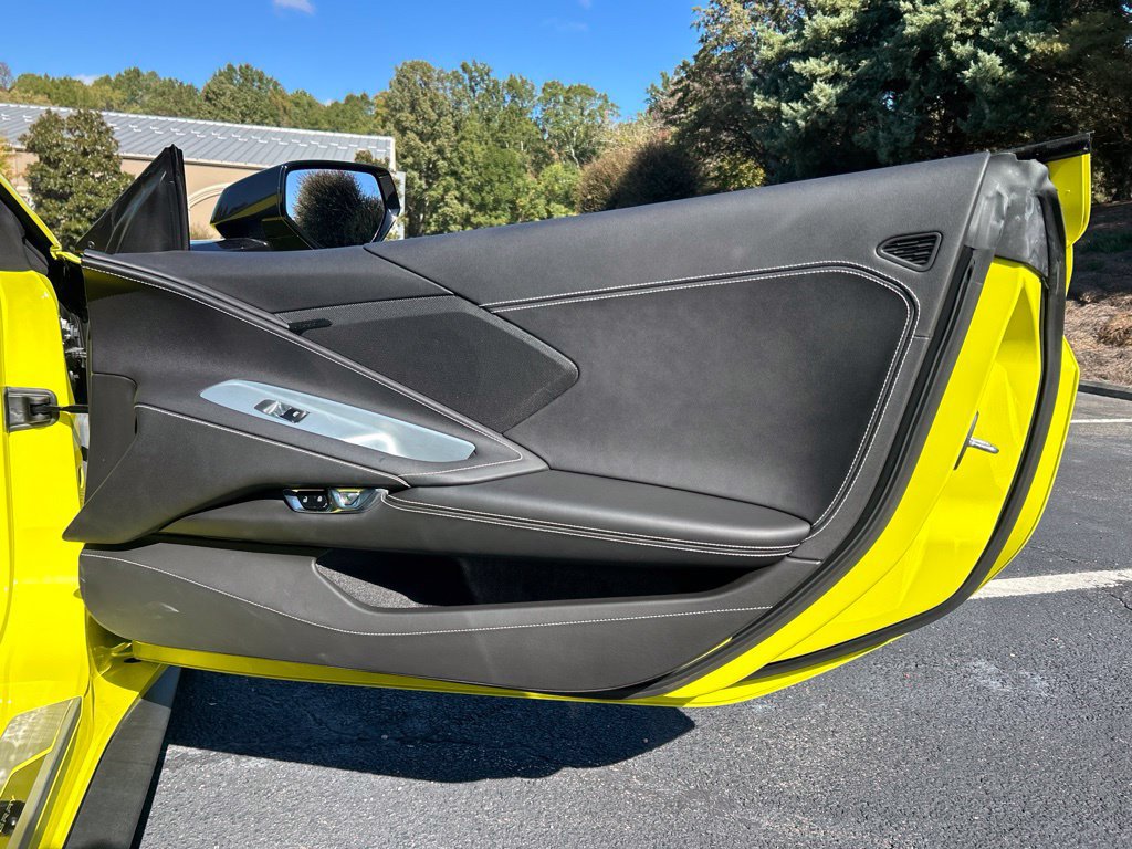 Used 2022 Chevrolet Corvette Stingray Coupe RWD image 46