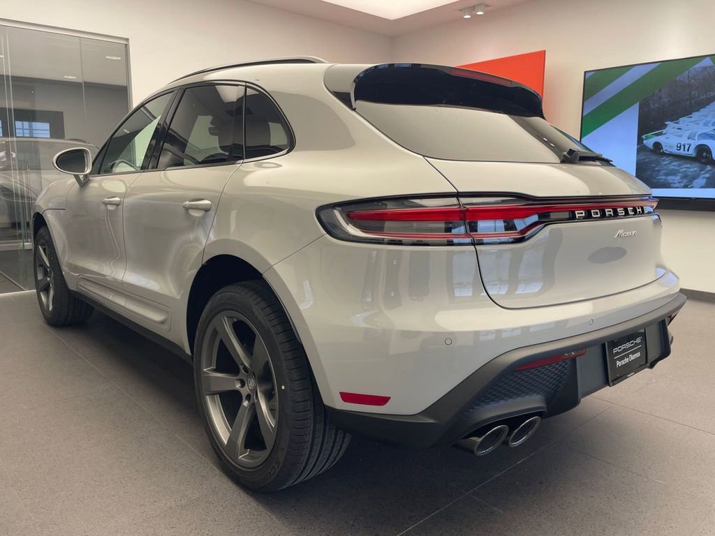 New 2026 Porsche Macan AWD/4WD image 3
