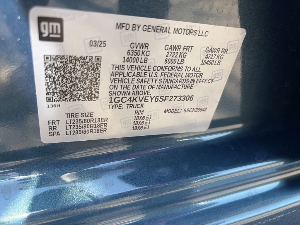 Used 2025 Chevrolet Silverado 3500 High Country w/ High Country Premium Package AWD/4WD image 35