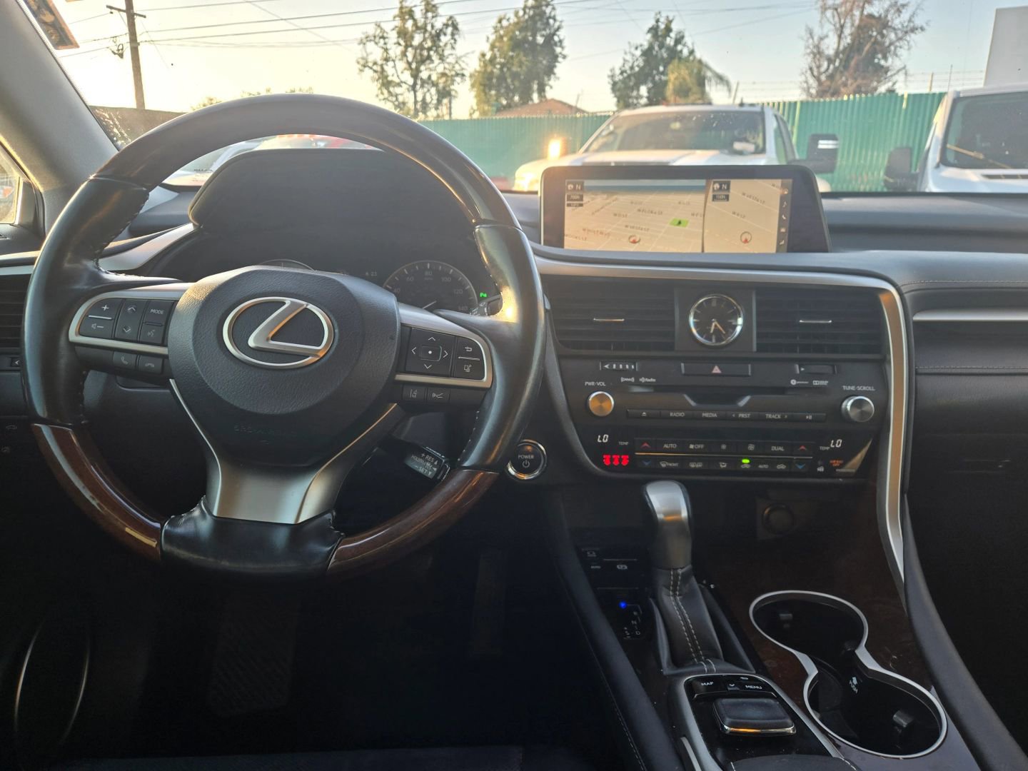 Used 2019 Lexus RX 450h AWD image 19