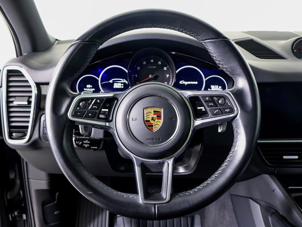 Certified 2022 Porsche Cayenne AWD/4WD image 21